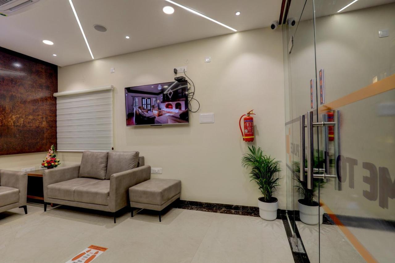 Myspace Tattwa Grand Yelahanka Bagian luar foto
