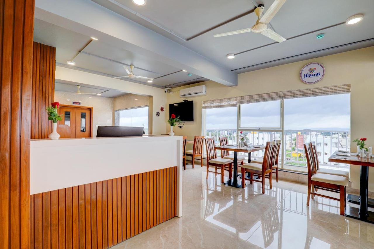 Myspace Tattwa Grand Yelahanka Bagian luar foto