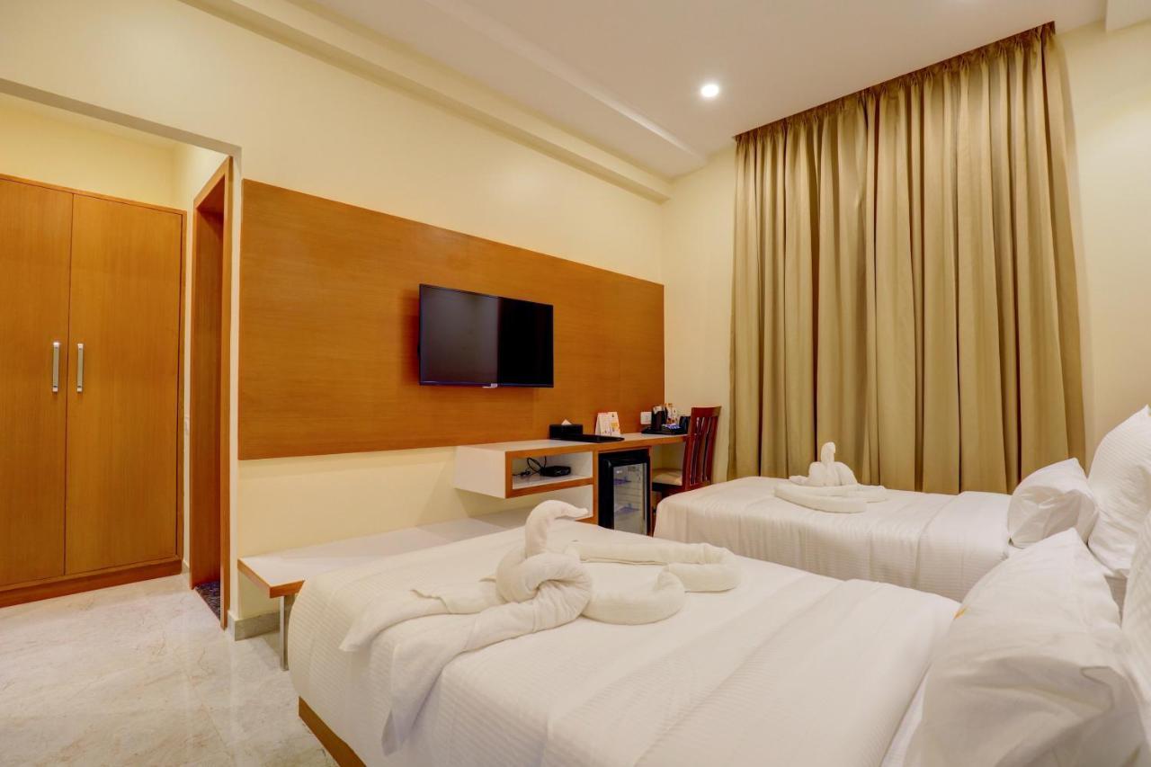 Myspace Tattwa Grand Yelahanka Bagian luar foto