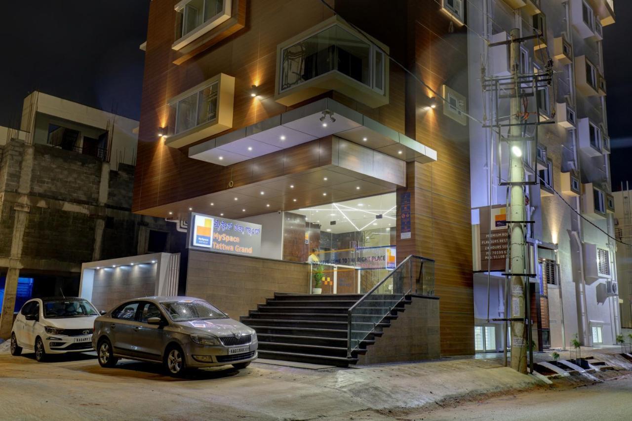 Myspace Tattwa Grand Yelahanka Bagian luar foto