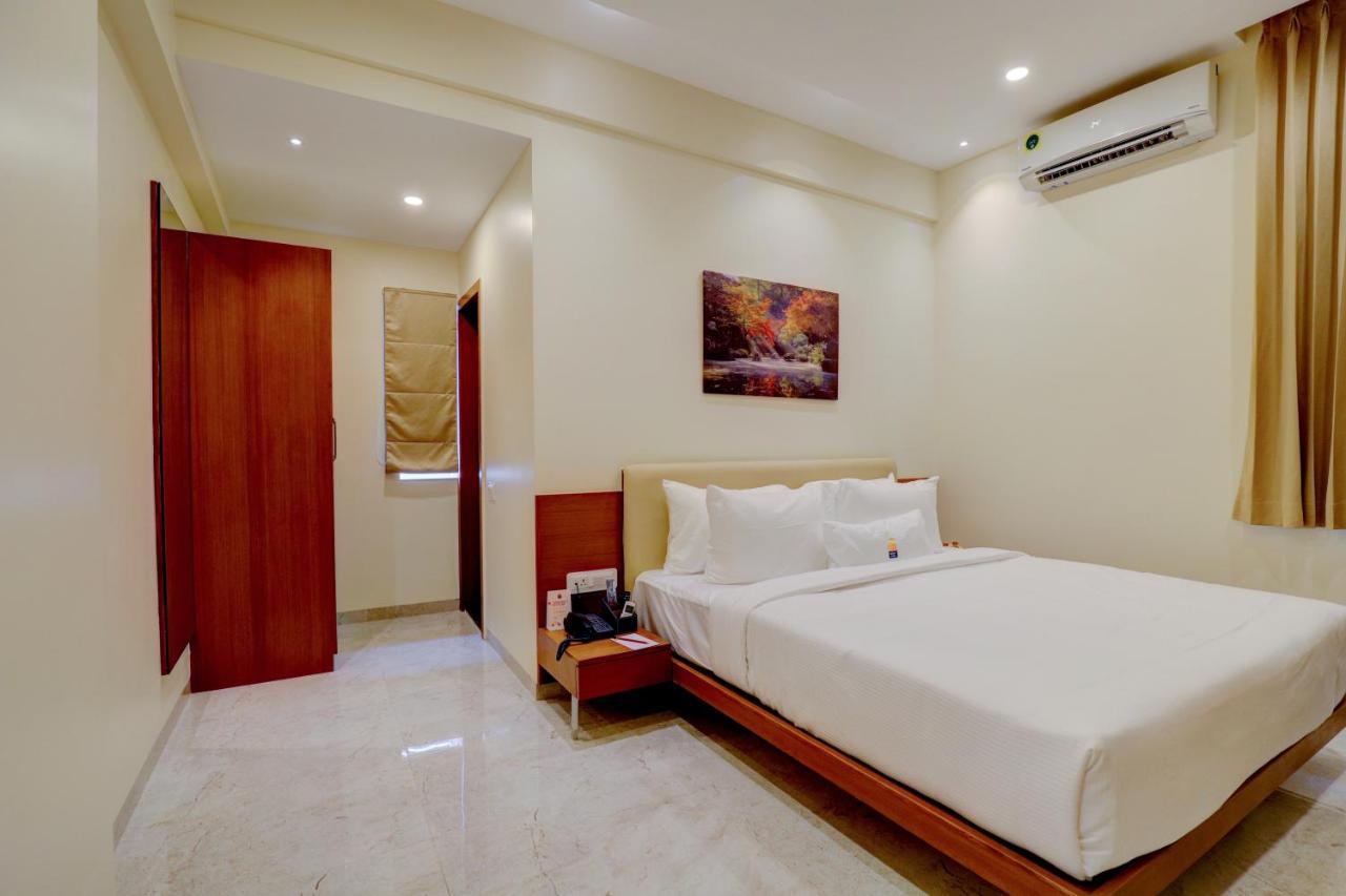 Myspace Tattwa Grand Yelahanka Bagian luar foto