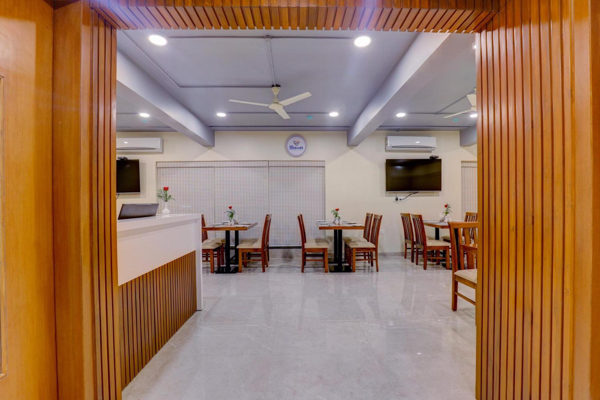 Myspace Tattwa Grand Yelahanka Bagian luar foto